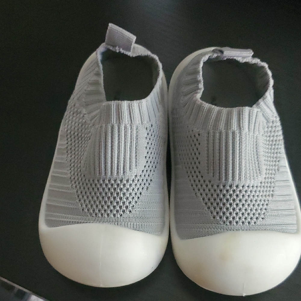 Gerber Gray and White Sneakers Slip-On Knit Design